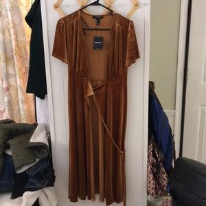 NWT forever 21 gold velvet wrap dress